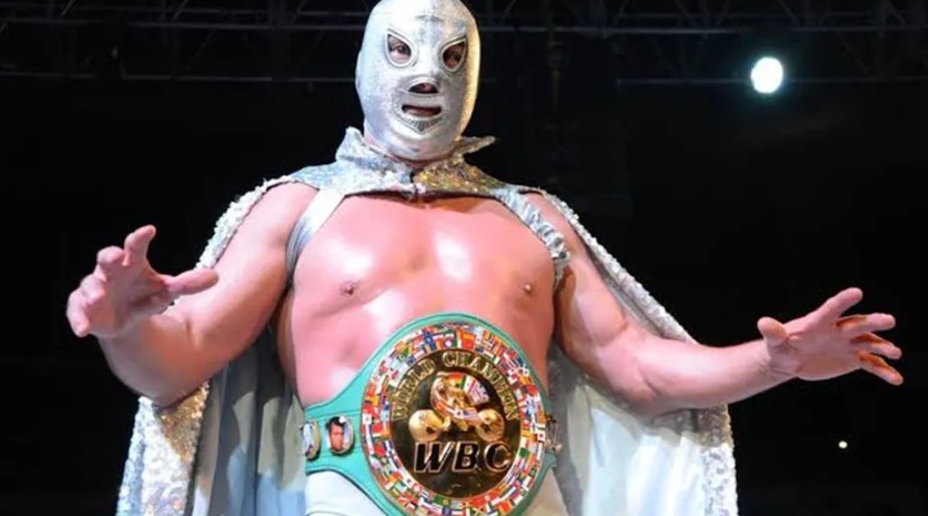 El Hijo del Santo anuncia su retiro definitivo de la lucha libre