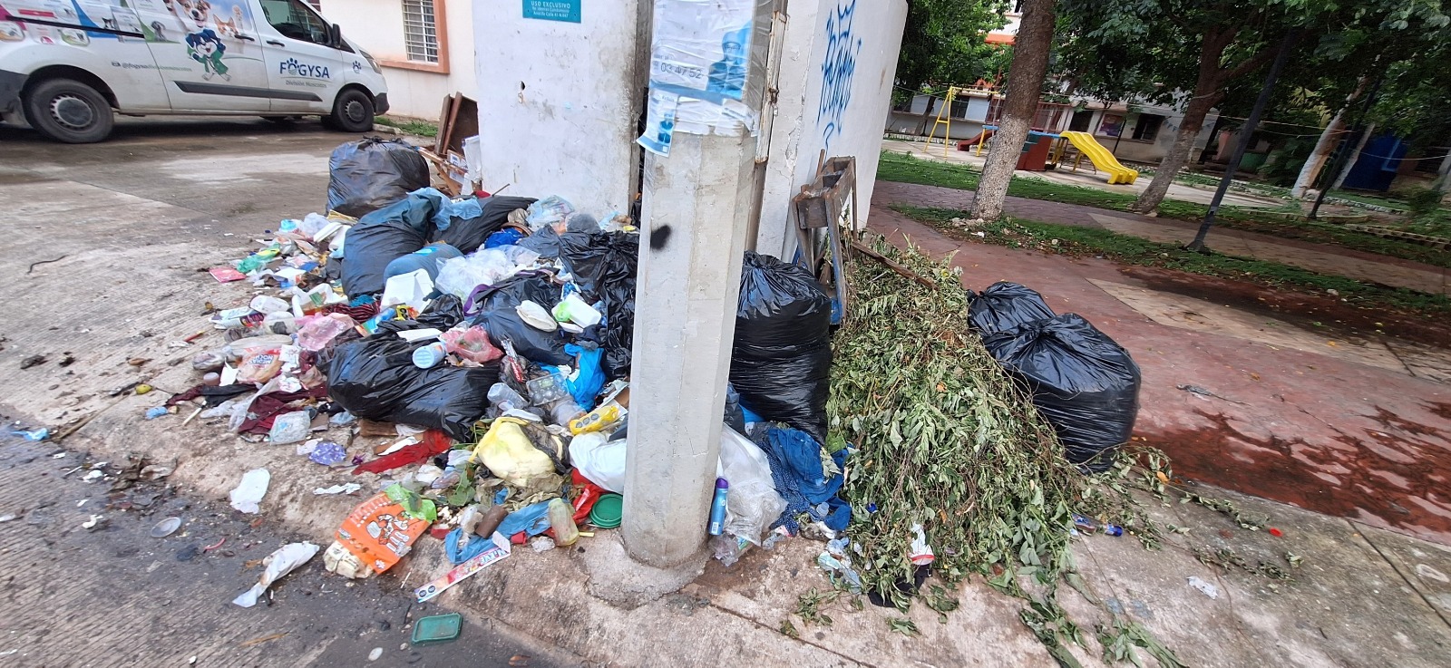 Umán: vecinos de Piedra de Agua denuncian falta de recolección de basura