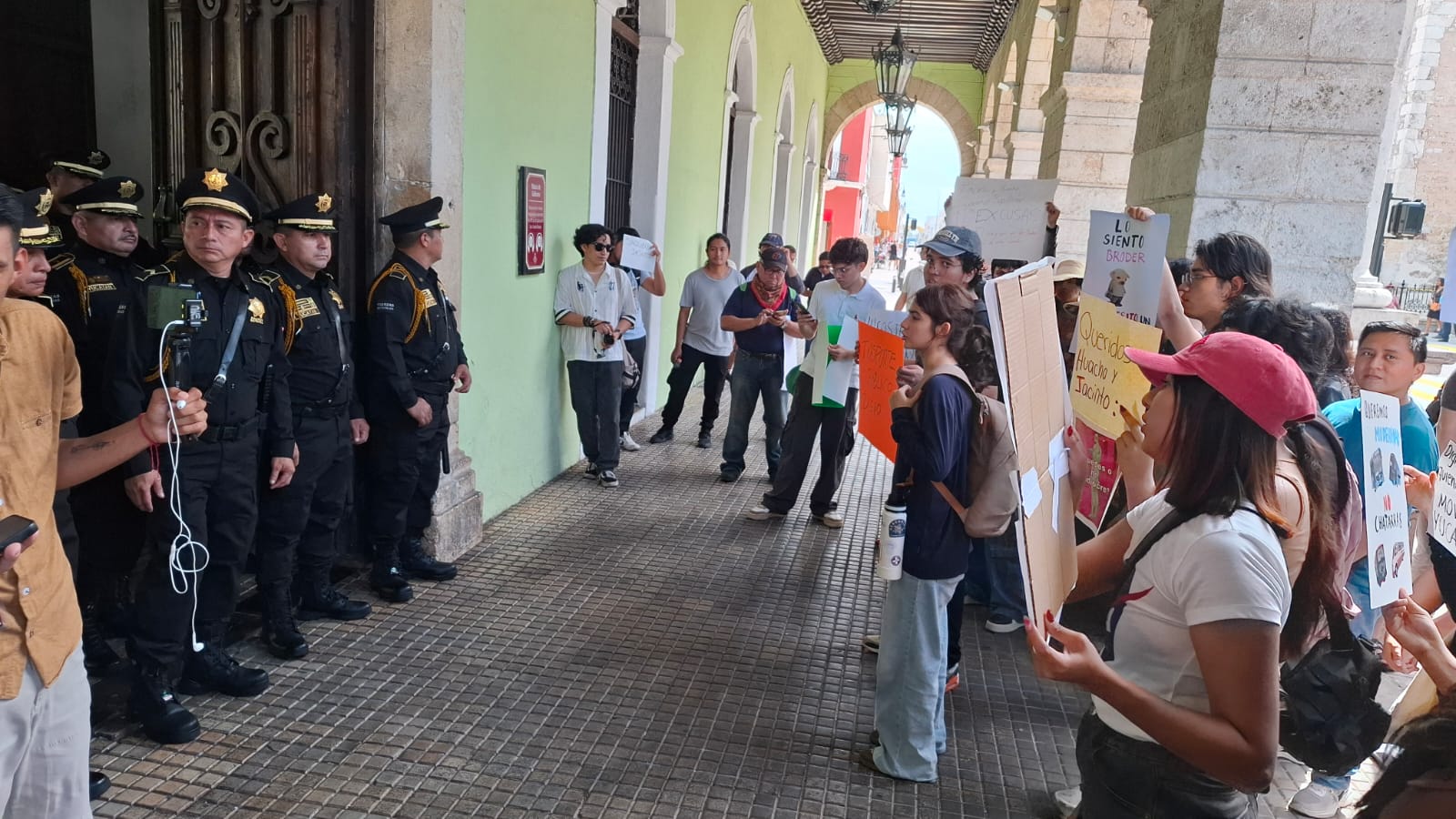 Paladines de la verdad y jueces