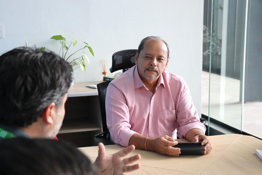 ¡El funcionario más caro!